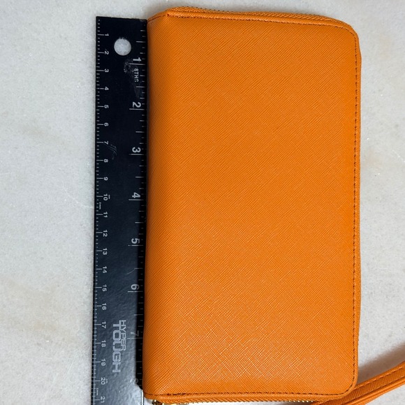 Steve Madden Orange Saffiano Zip Around Wristlet Wallet Gold Hardware NWOT - Picture 3 of 6